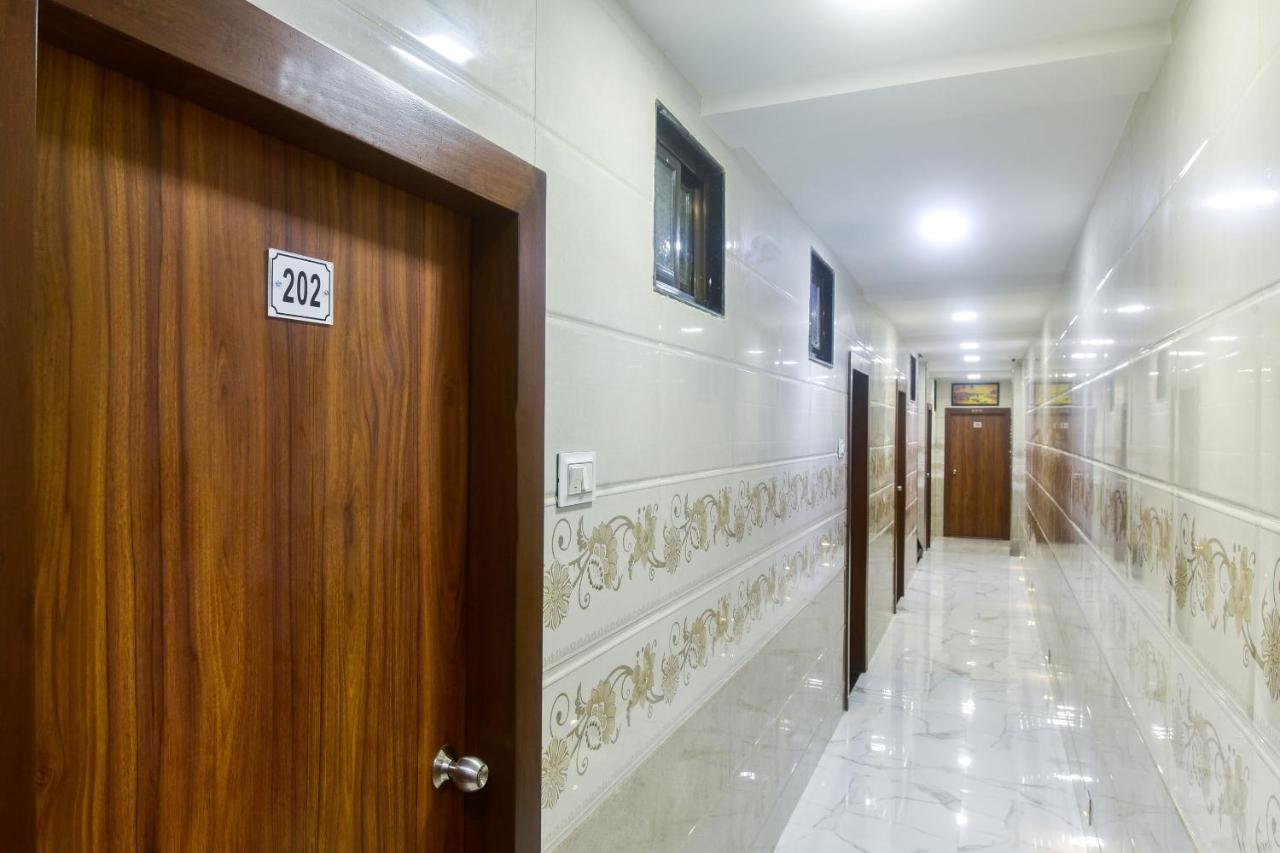 Oyo 63295 T Junction Residency Hotel Bombay Exterior foto